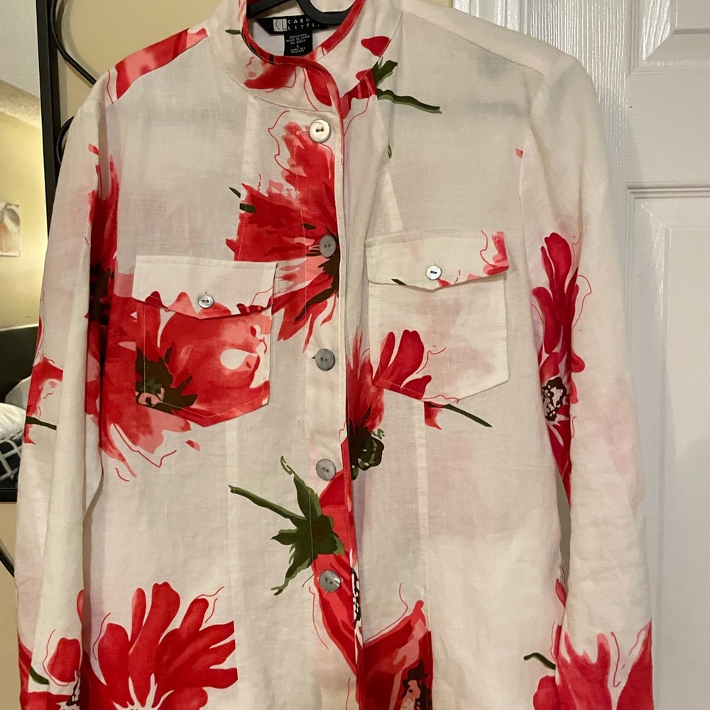 A beautiful blazer in a great condition like new
